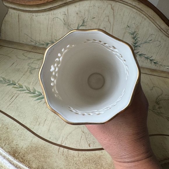 Lenox Ambassador Collection Petit Rose Vase - Picture 4 of 4